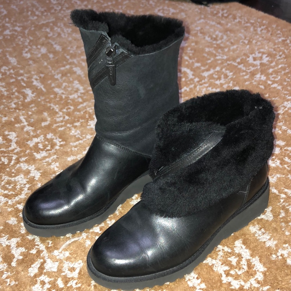 Women Ugg zip leather fur boots black convertible